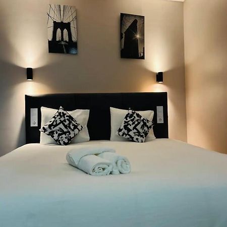 Apartamento Sociedade Farmaceutica Lisboa Eksteriør billede