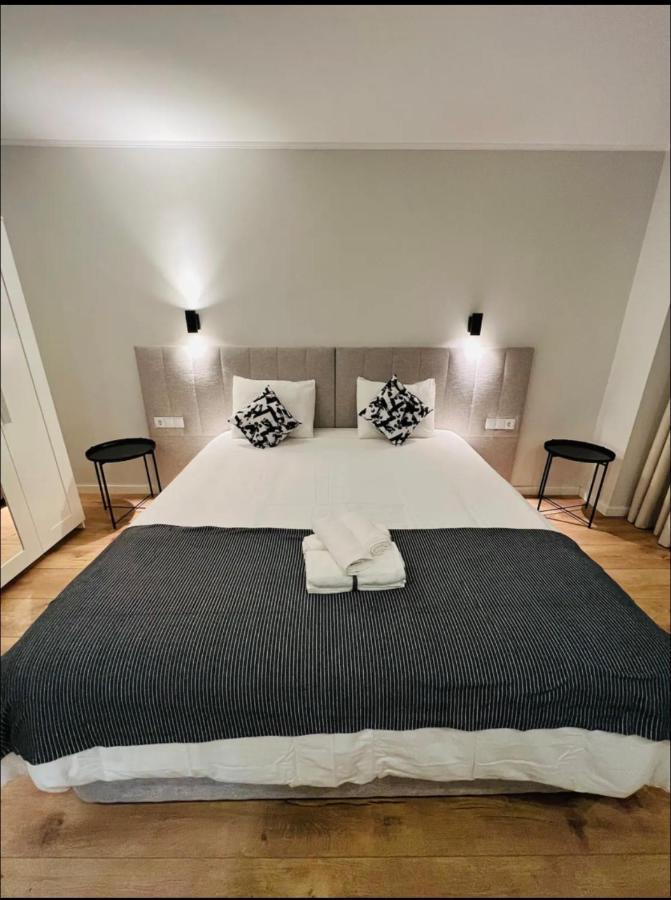 Apartamento Sociedade Farmaceutica Lisboa Eksteriør billede