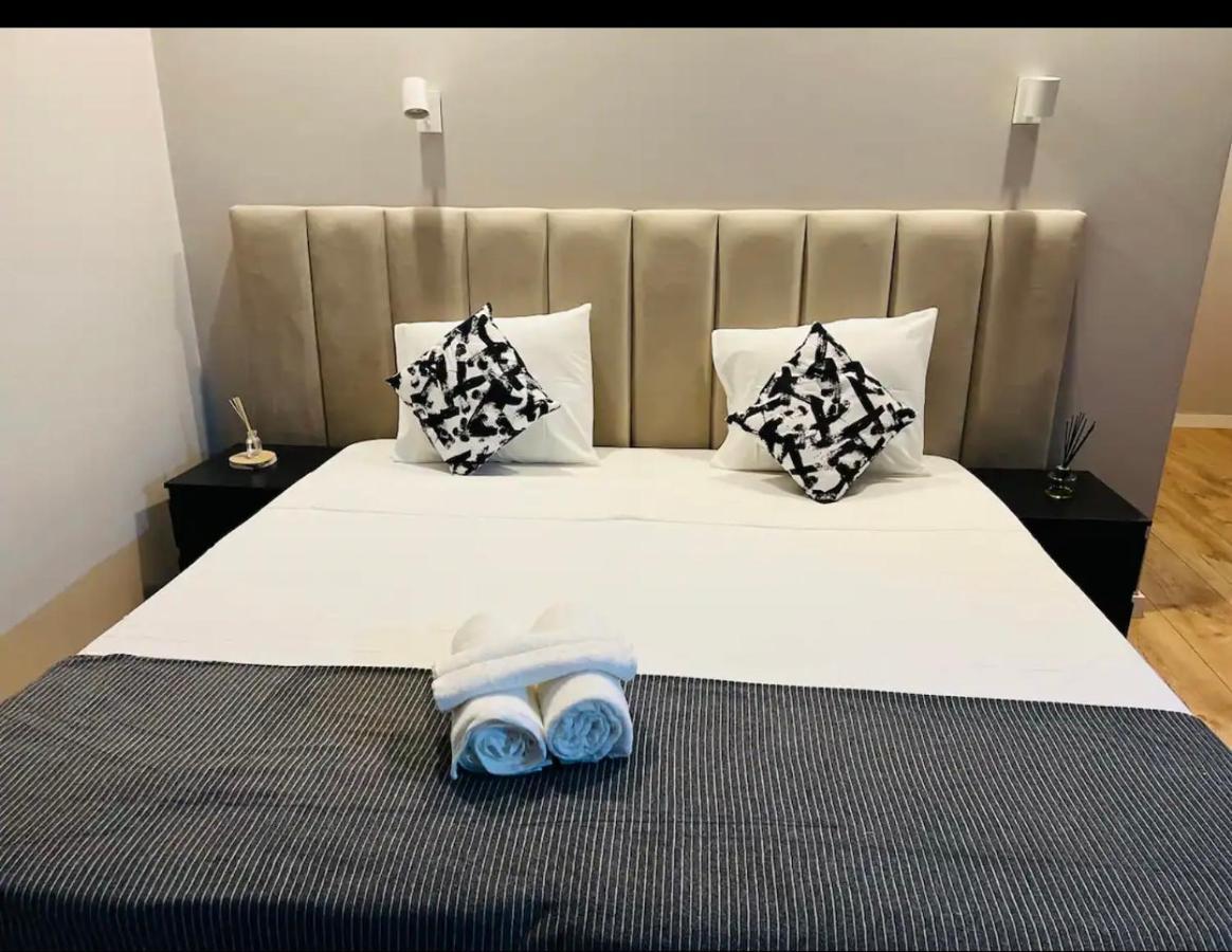 Apartamento Sociedade Farmaceutica Lisboa Eksteriør billede