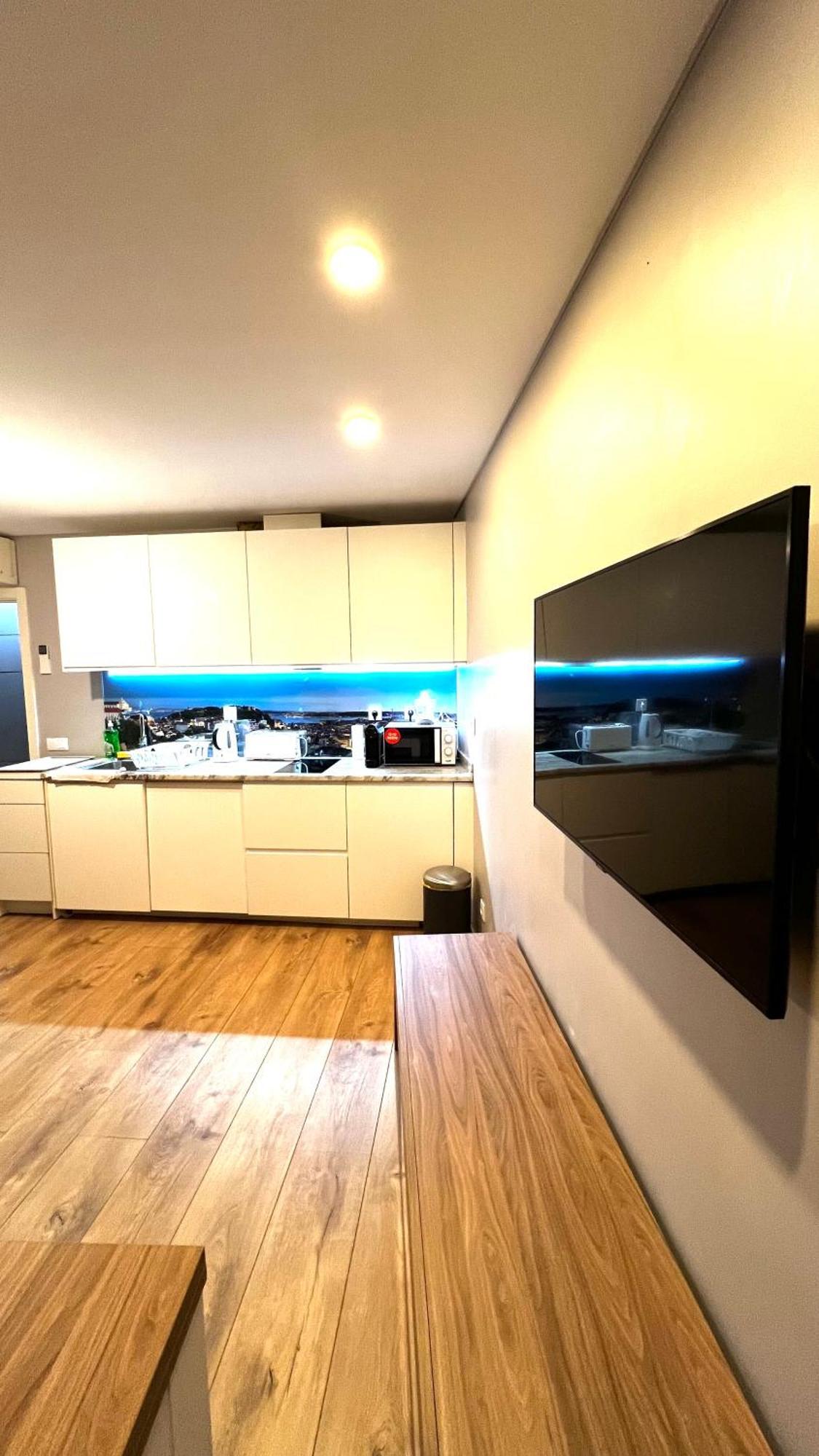 Apartamento Sociedade Farmaceutica Lisboa Eksteriør billede