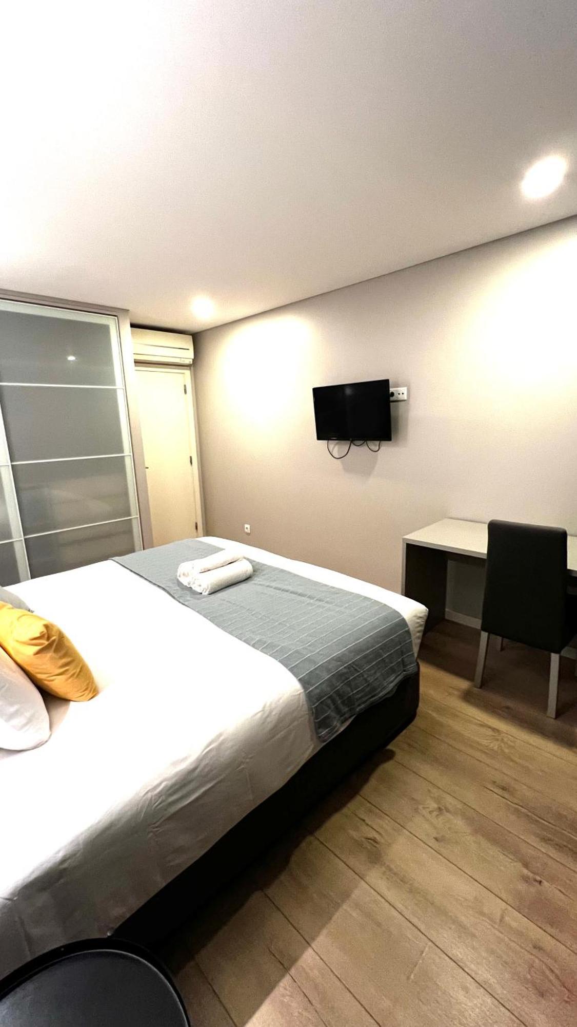 Apartamento Sociedade Farmaceutica Lisboa Eksteriør billede